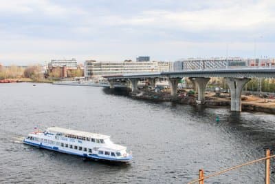 Рабочее движение по мосту Бетанкура и набережной Макарова в Петербурге запустят 13 мая